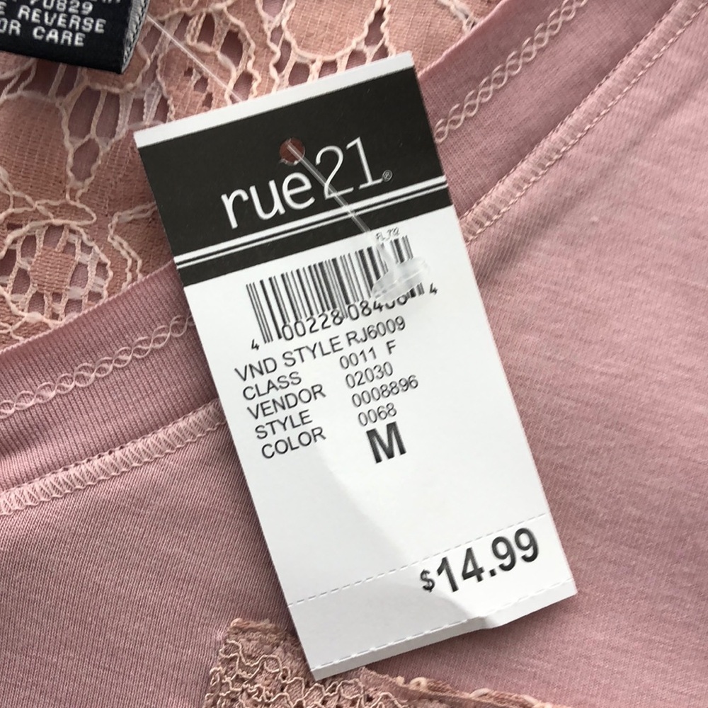 Rue21 Light Pink Long Sleeve Lace Detail Tee NEW - Picture 5 of 7